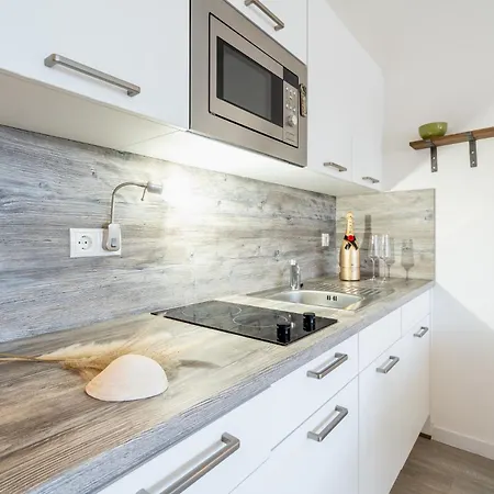 App 2 Stylische Surfoase Am Wasser Dranske