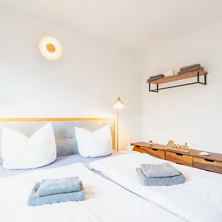 App 2 Stylische Surfoase Am Wasser *