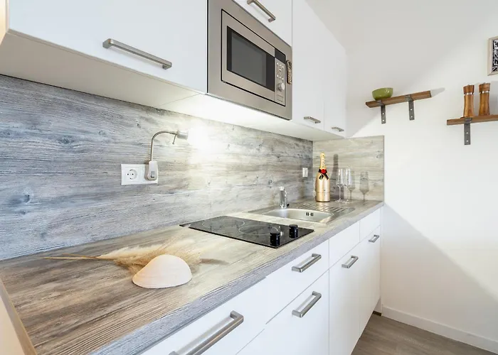 App 2 Stylische Surfoase Am Wasser Dranske