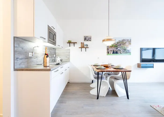 App 2 Stylische Surfoase Am Wasser * Dranske