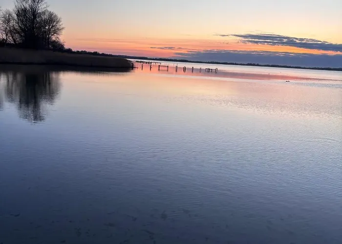 App 2 Stylische Surfoase Am Wasser Dranske