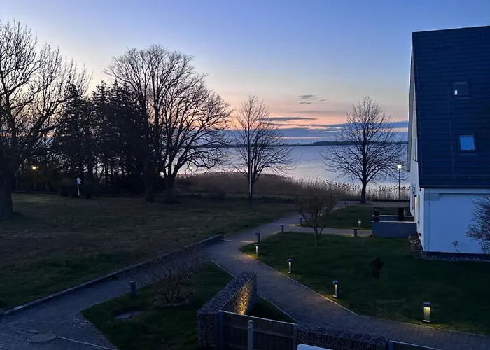 App 2 Stylische Surfoase Am Wasser Dranske